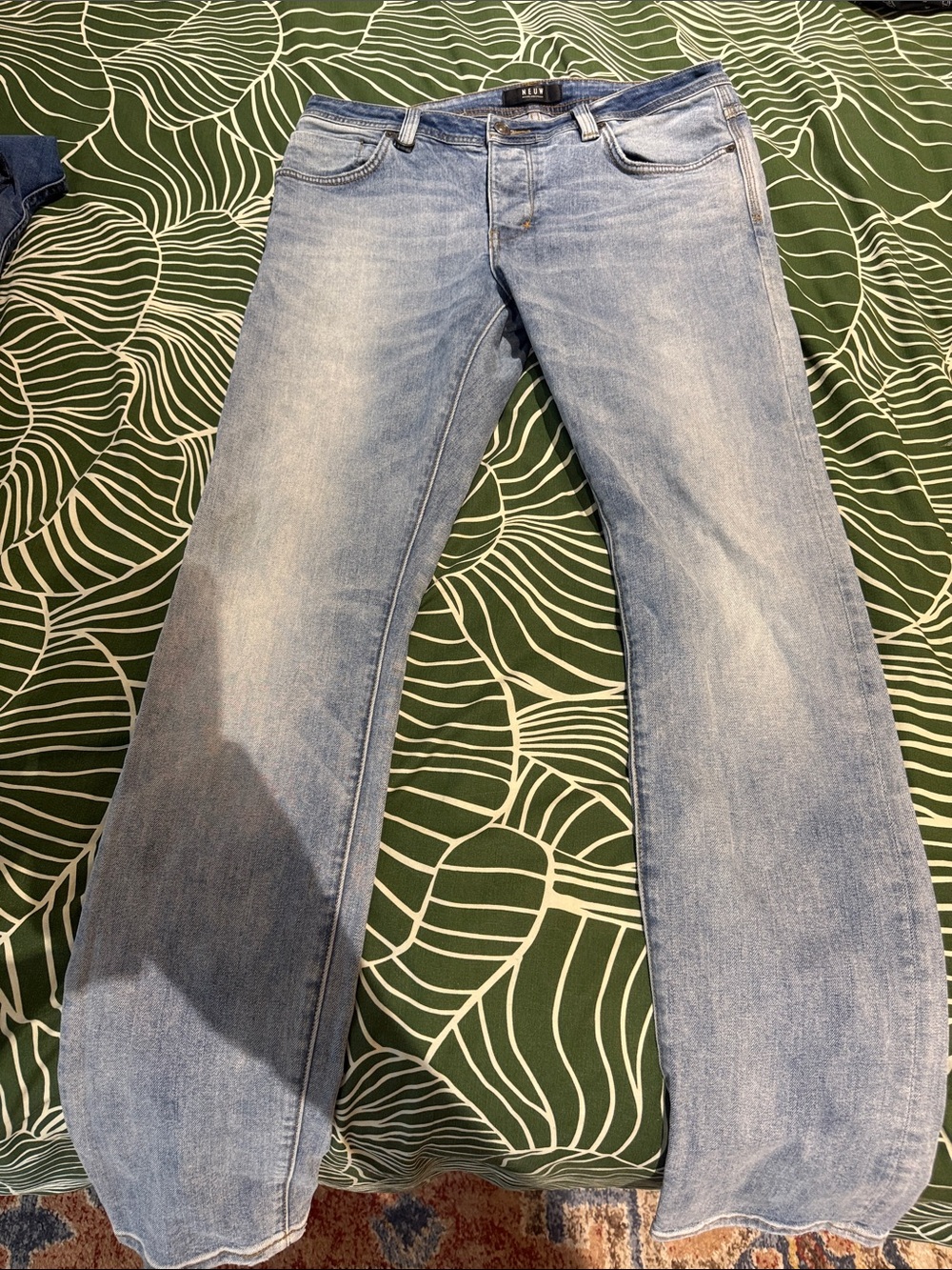Neuw Men's Washed Light Blue Skinny Jeans
